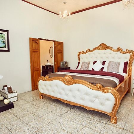 Hotel Vintage "Rialto" Quetzaltenango Extérieur photo